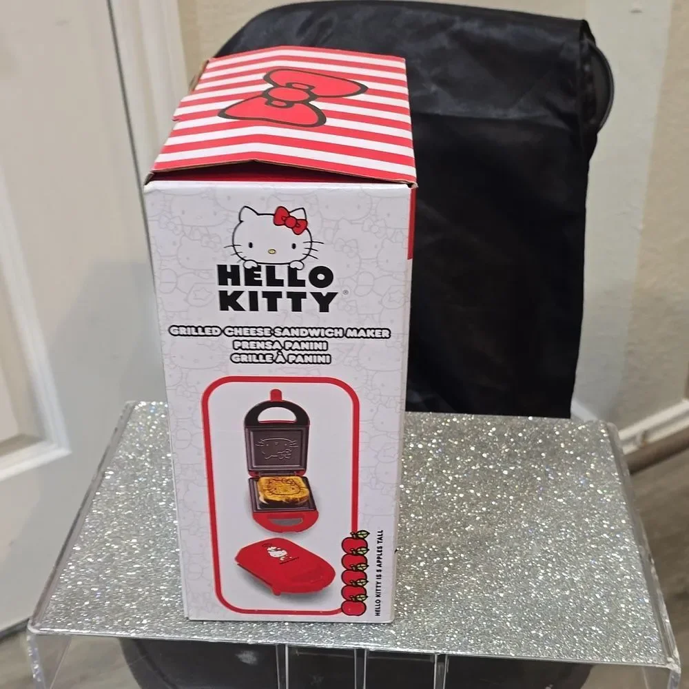 Hello Kitty Logo Sandwich Maker